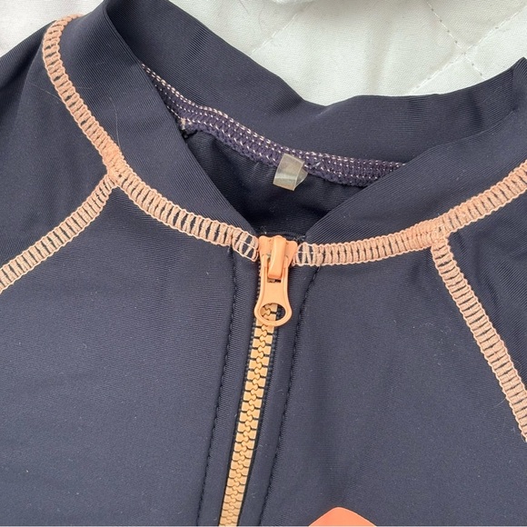 ⭒ 24M Gagou Tagou Navy Blue Swimsuit Orange Crab Ocean Long Sleeve Cover Zip  ⭒ - Picture 2 of 7